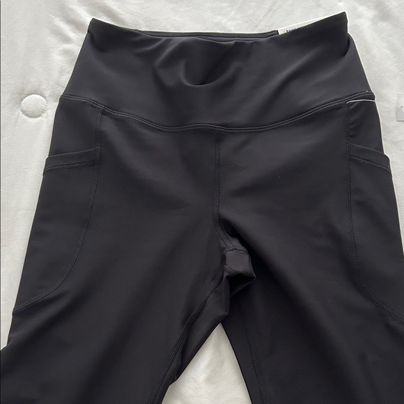 Old Navy  high rise, leggings, -  power, soft 7/8 ankle - Black - Picture 2 of 3